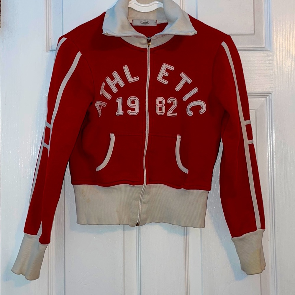 Vintage 1982 Zip-up.